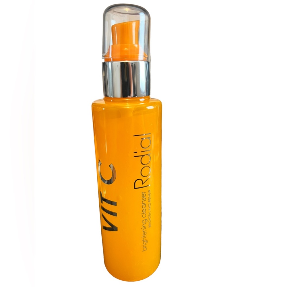 Rodial Vit C Brightening Cleanser Brighten & Renew 4.6 fl oz / 135 mL $49